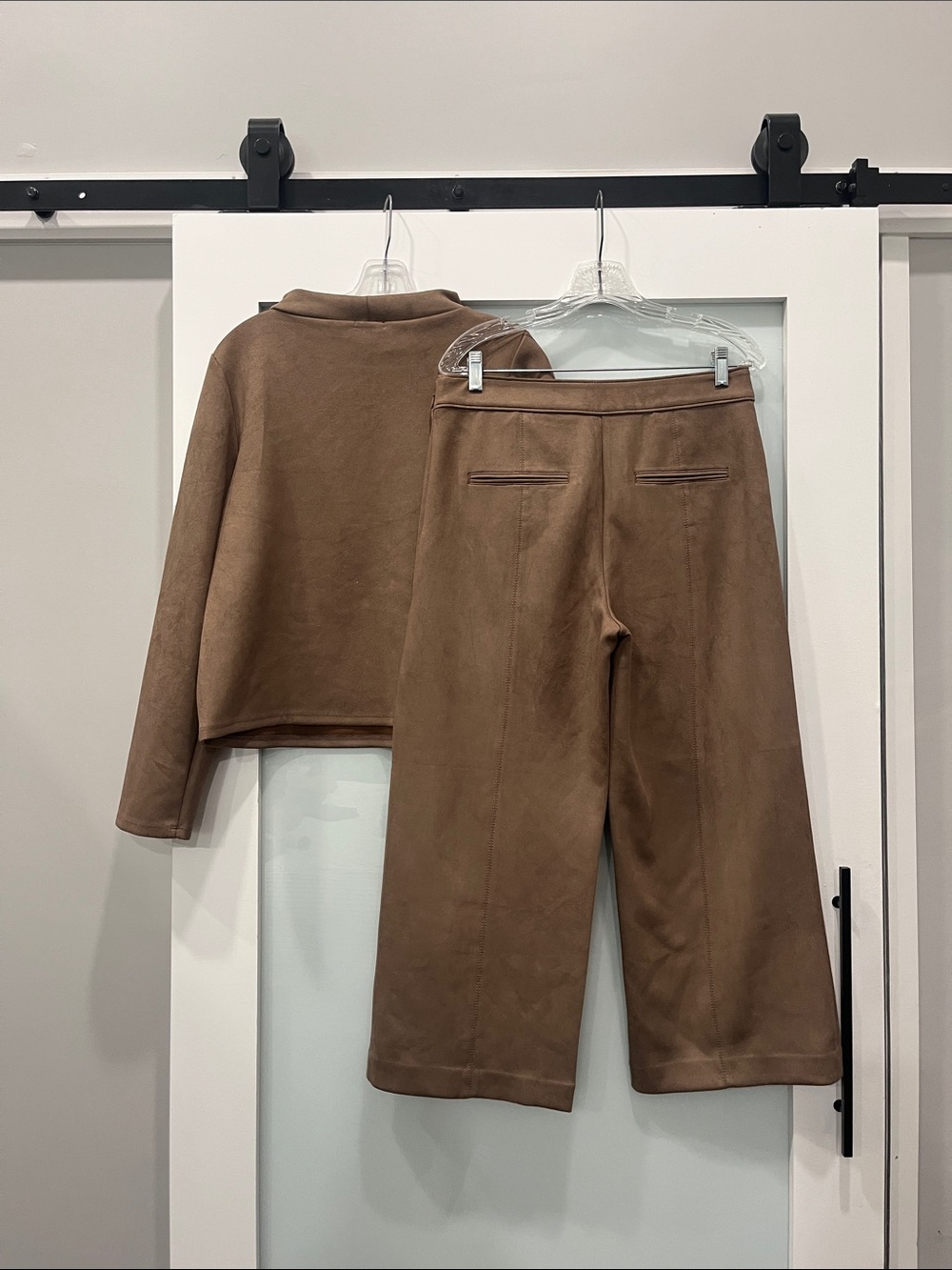 Ann Taylor Taupe Suede Pant Set, Size 8 - Picture 3 of 6